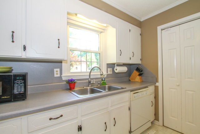 202 Westwind Road Anderson, SC 29625 - Photo 10 of 27 Gallery Image 10