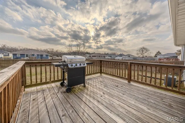 $249,900 | 1412 Linda Circle, Lebanon, MO 65536