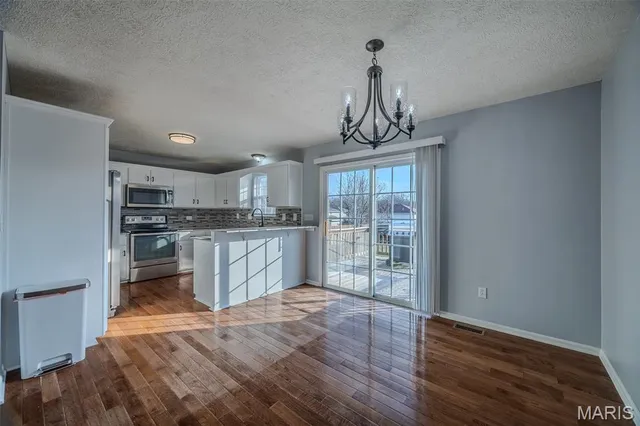 $249,900 | 1412 Linda Circle, Lebanon, MO 65536