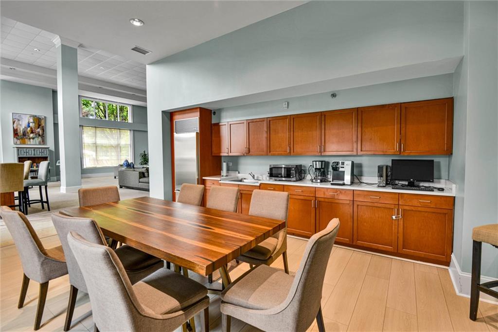 3820 Roswell Road Northeast, Unit 314 Atlanta, GA 30342 - Photo 26 of 31