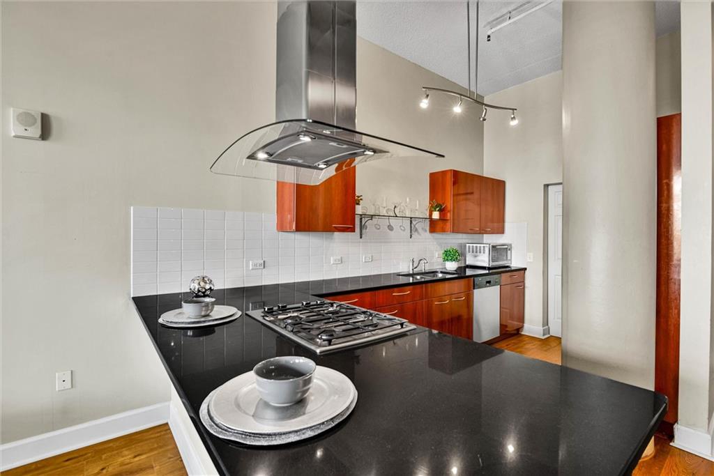 3820 Roswell Road Northeast, Unit 314 Atlanta, GA 30342 - Photo 6 of 31