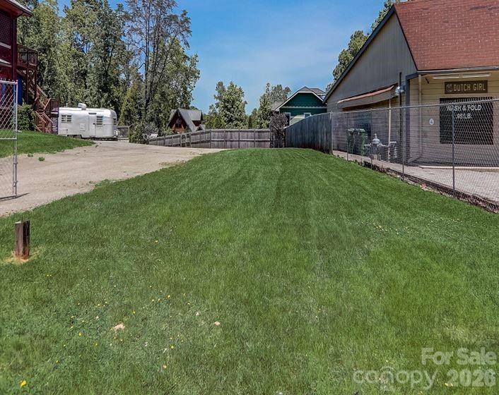 865 Haywood Road Asheville, NC 28806 - Photo 4 of 11