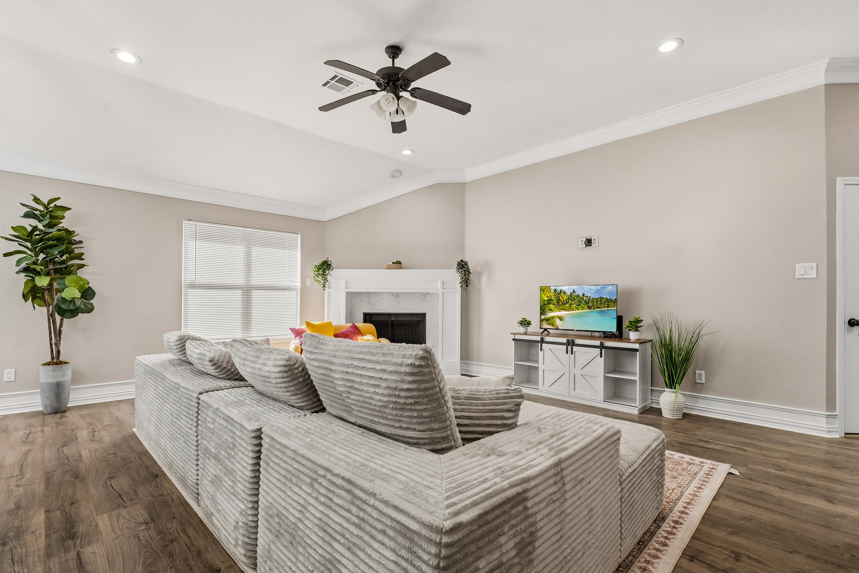 2013 89th Street Lubbock, TX 79423 - Photo 8 of 24 DSC02126