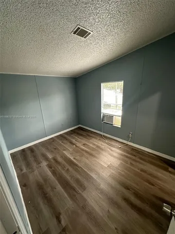 a view of empty room with window
