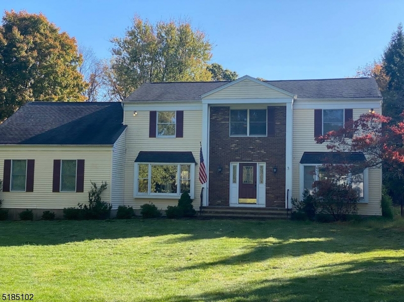 29 Jackie Drive, Long Valley, NJ 07853 Compass