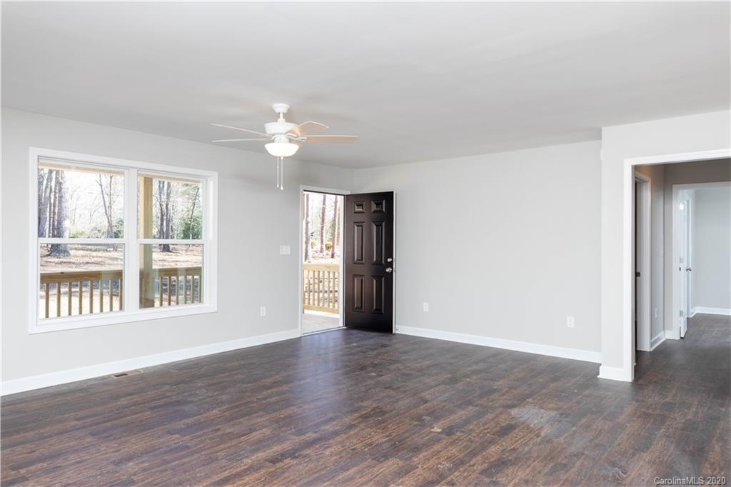 1262 Love Valley Road Clover, SC 29710 - Photo 9 of 34 Gallery Image 9