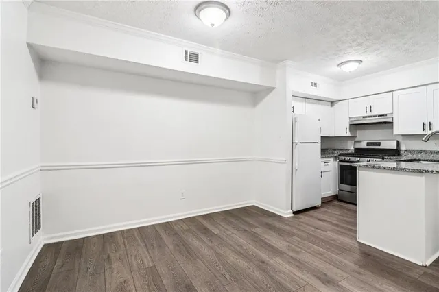 $192,900 | 1931 Brian Way, Decatur, GA 30033