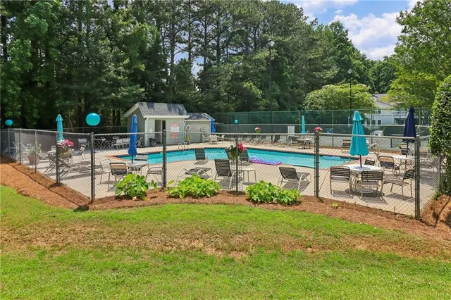 $192,900 | 1931 Brian Way, Decatur, GA 30033