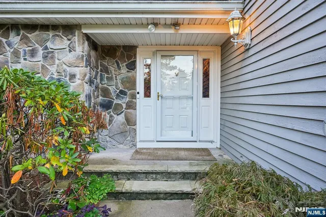a view of house with a outdoor space