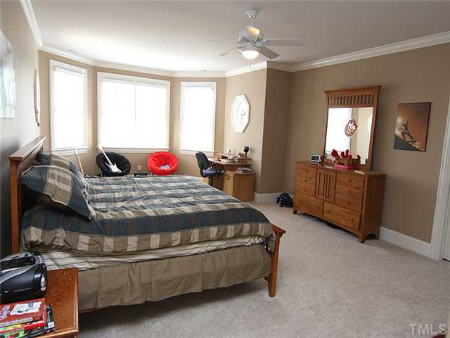 5020 Sears Farm Road Cary, NC 27519 - Photo 15 of 23 Gallery Image 15
