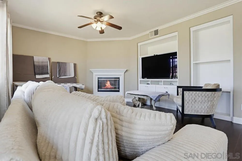 1171 Prussian Way Oceanside, CA 92057 - Photo 15 of 50