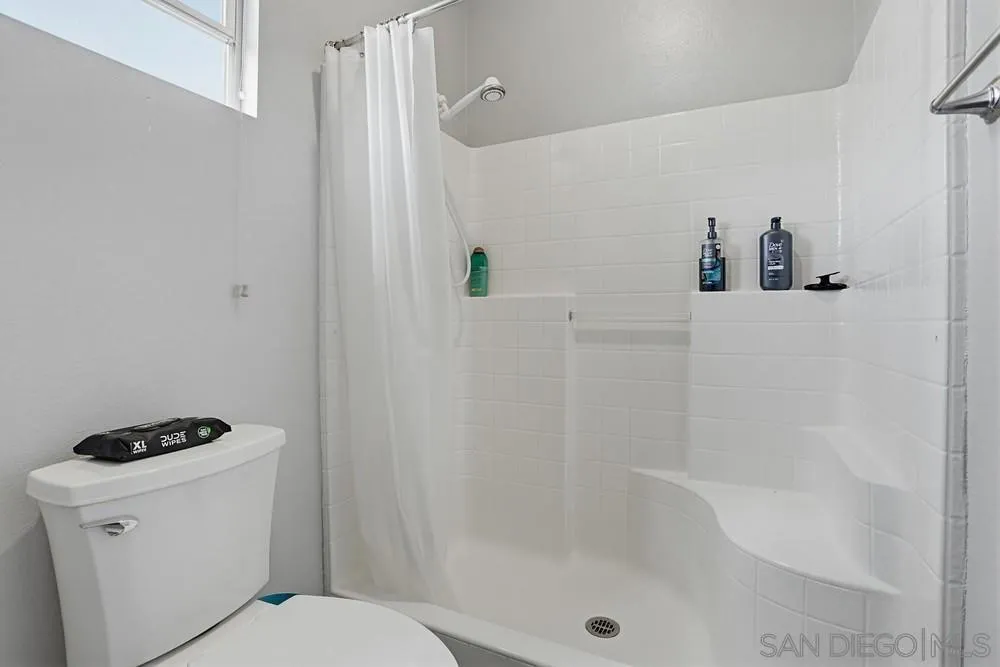 1171 Prussian Way Oceanside, CA 92057 - Photo 21 of 50