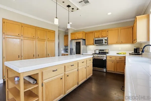 $970,000 | 1171 Prussian Way, Oceanside, CA 92057