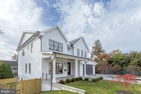 $2,299,000 | 6012 Sonoma Road, Bethesda, MD 20817