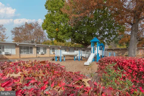 $2,299,000 | 6012 Sonoma Road, Bethesda, MD 20817