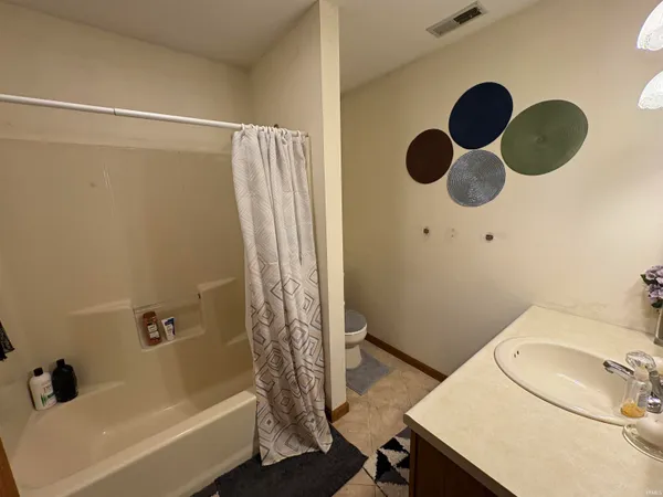 $260,000 | 1531 Ridgewood Lane, Bluffton, IN 46714
