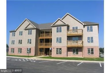$1,200 | 1912 Powell Drive, Unit 2D, Chambersburg, PA 17201
