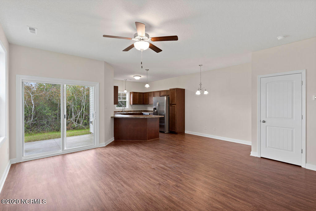 509 Shallotte Lane Holly Ridge, NC 28445 - Photo 6 of 23 IMG_5564