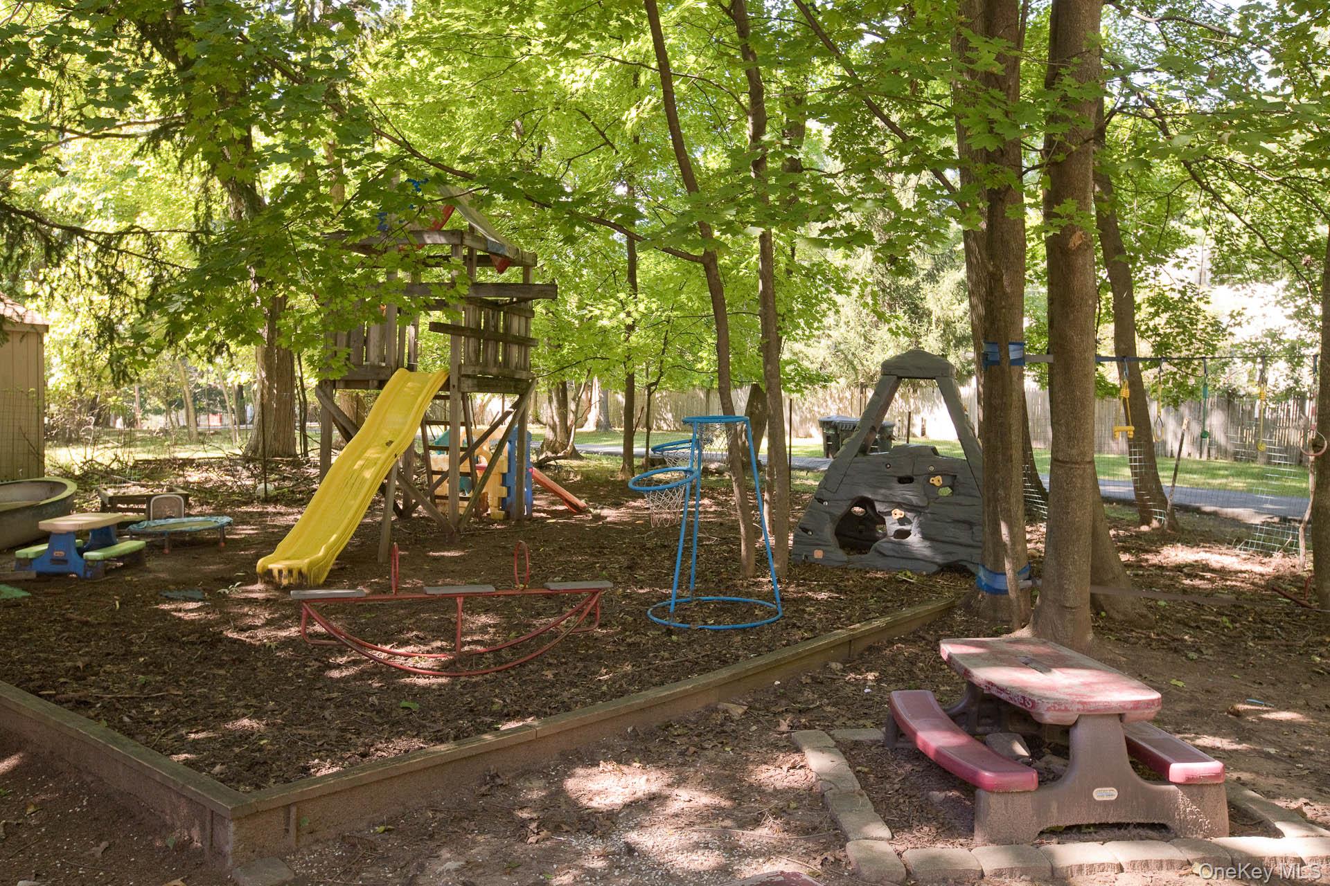 586 Union Road Spring Valley, NY 10977 - Photo 5 of 29 Gallery Image 5