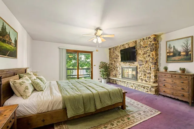 $899,000 | 4757 Riverside Road, Waterford, WI 53185