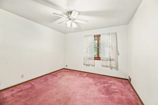 $899,000 | 4757 Riverside Road, Waterford, WI 53185