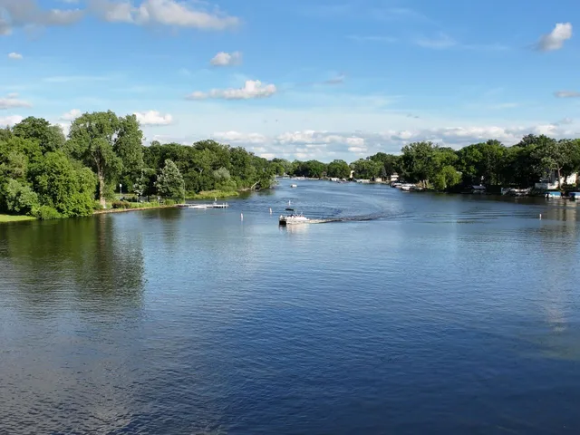 $899,000 | 4757 Riverside Road, Waterford, WI 53185