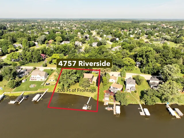 $899,000 | 4757 Riverside Road, Waterford, WI 53185