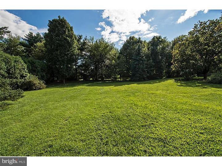 75 Heather Road Southampton, PA 18966 - Photo 22 of 25 Back Yard
