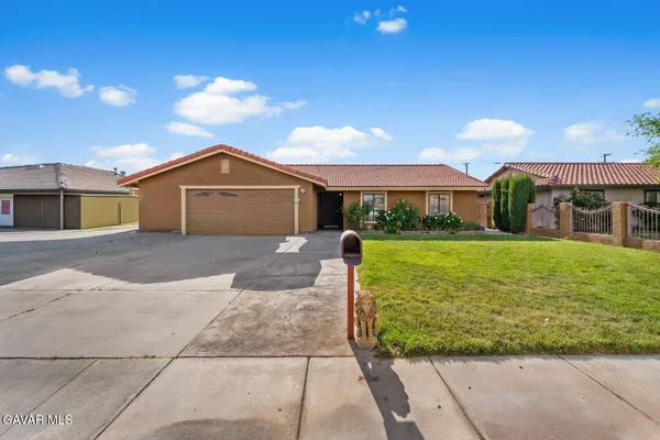 $400,000 | 2601 Dixie Street, Rosamond, CA 93560