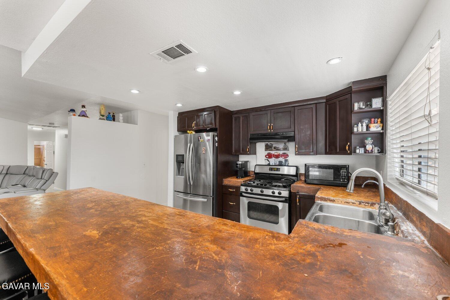 2601 Dixie Street Rosamond, CA 93560 - Photo 14 of 46 14-DixieSt-7b346d392d