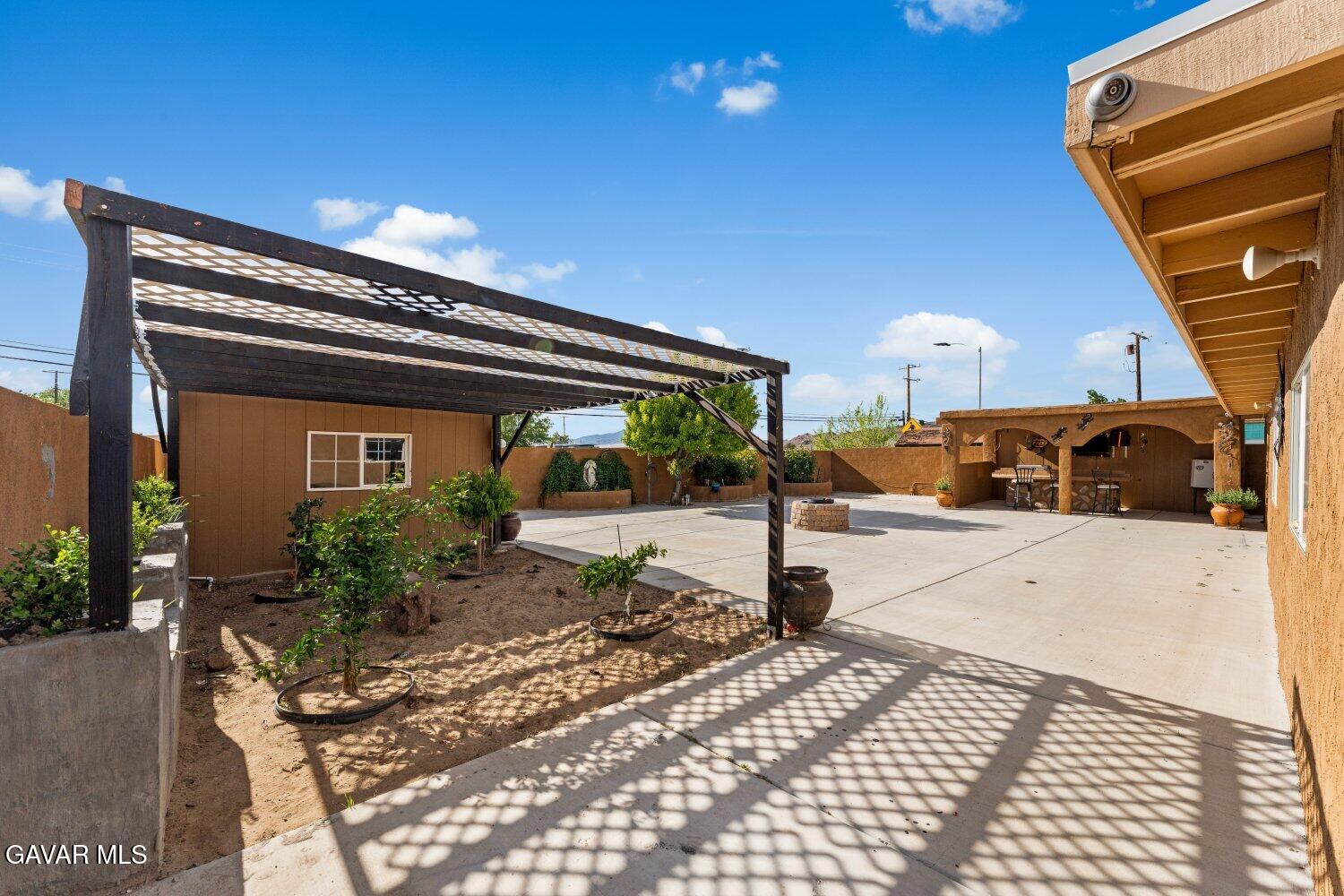 2601 Dixie Street Rosamond, CA 93560 - Photo 31 of 46 31-DixieSt-1530a33f94