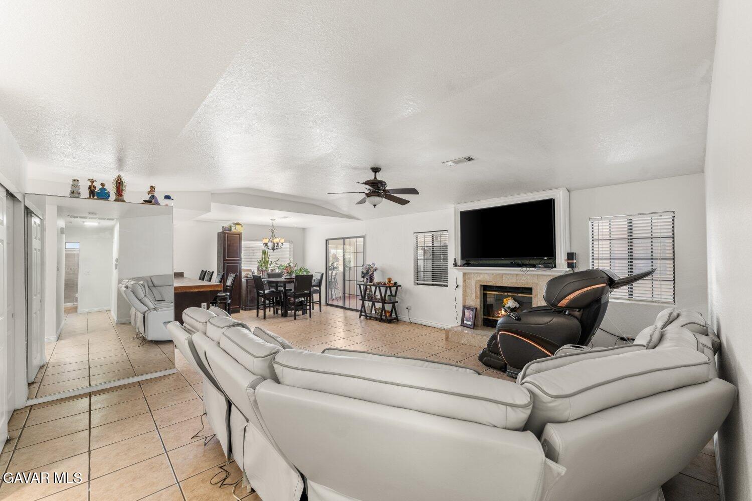 2601 Dixie Street Rosamond, CA 93560 - Photo 4 of 46 04-DixieSt-a99c4f16d4