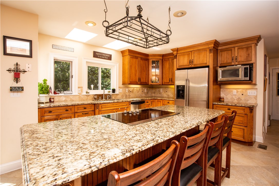 11 Happy Valley Road Westerly, RI 02891 - Photo 11 of 36