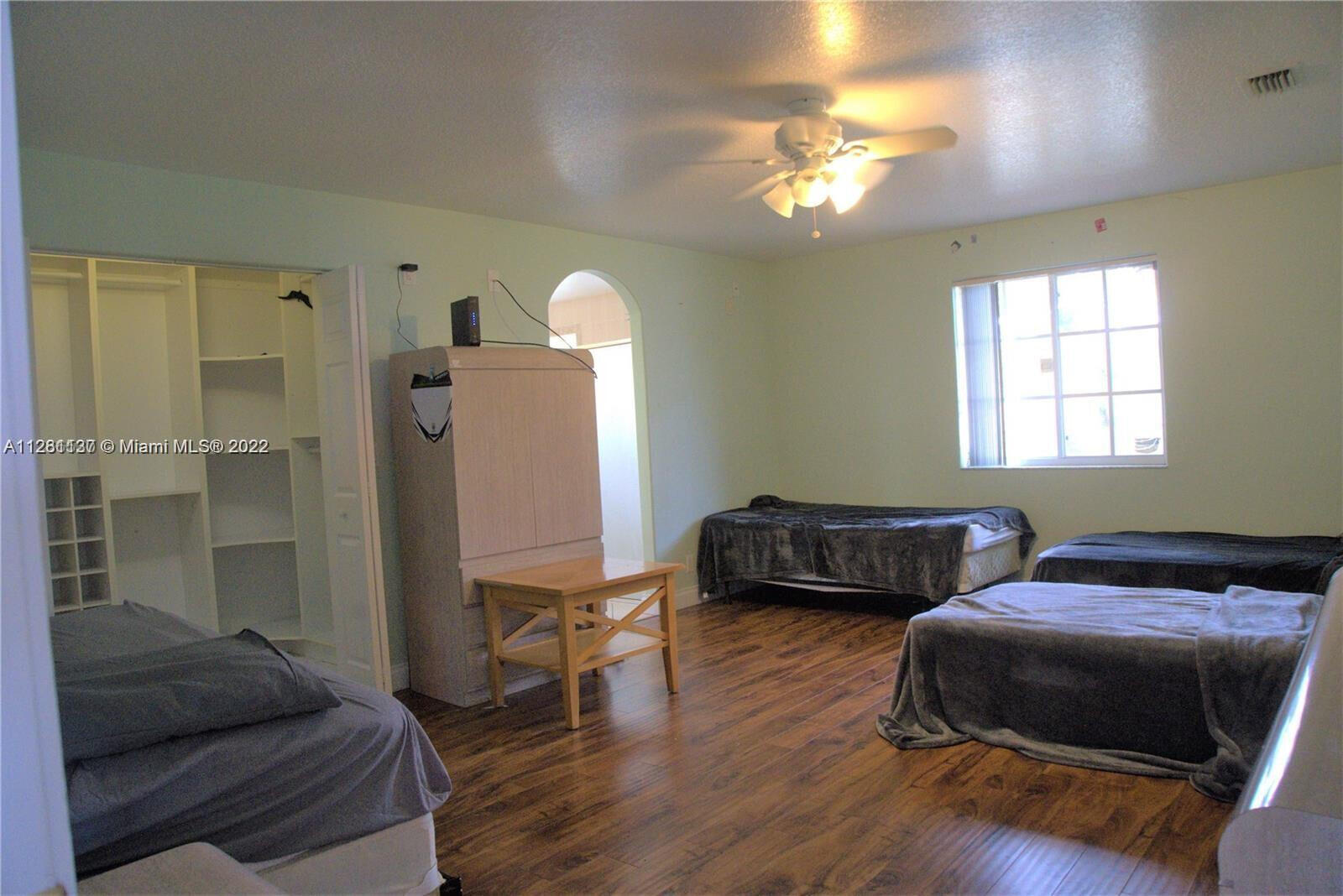 5772 Haverhill Road West Palm Beach, FL 33407 - Photo 8 of 11 bedroom master
