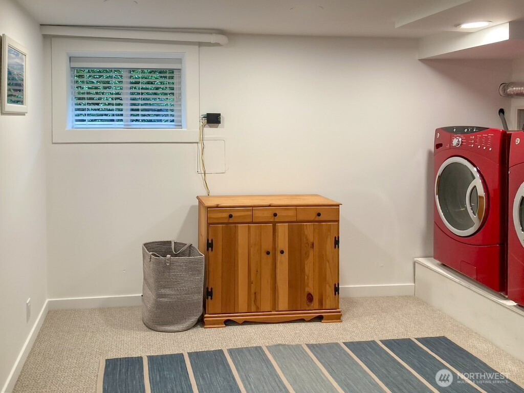3943 South Orcas Street Seattle, WA 98118 - Photo 17 of 22