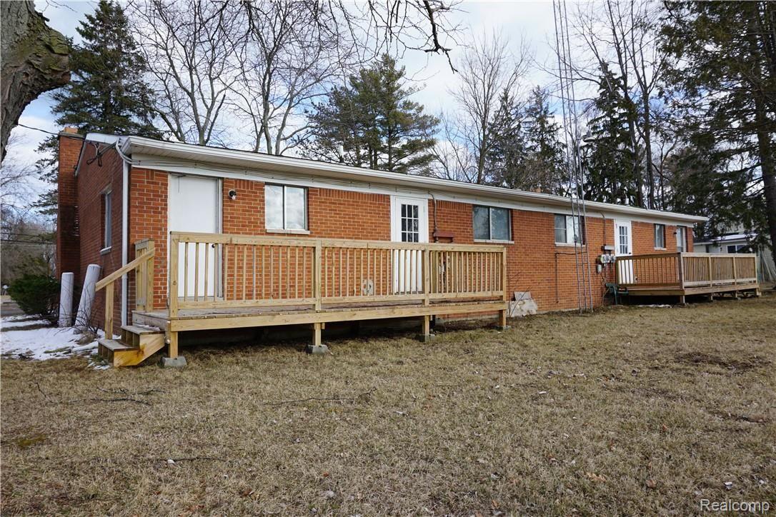 6920 Lakeshore Road Lexington, MI 48450 - Photo 16 of 16 DSC00785.JPG