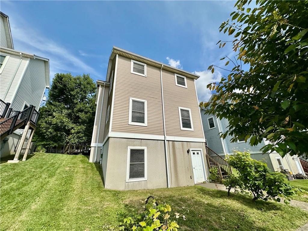 104 Fruit Avenue Farrell, PA 16121 - Photo 2 of 22