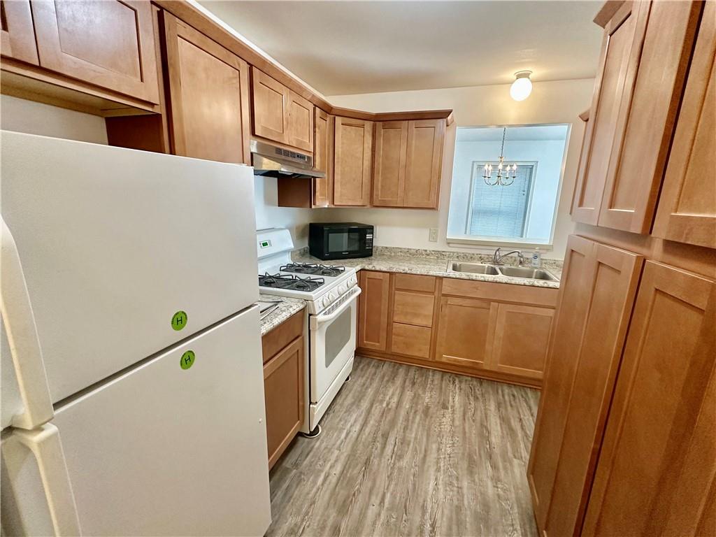 104 Fruit Avenue Farrell, PA 16121 - Photo 8 of 22