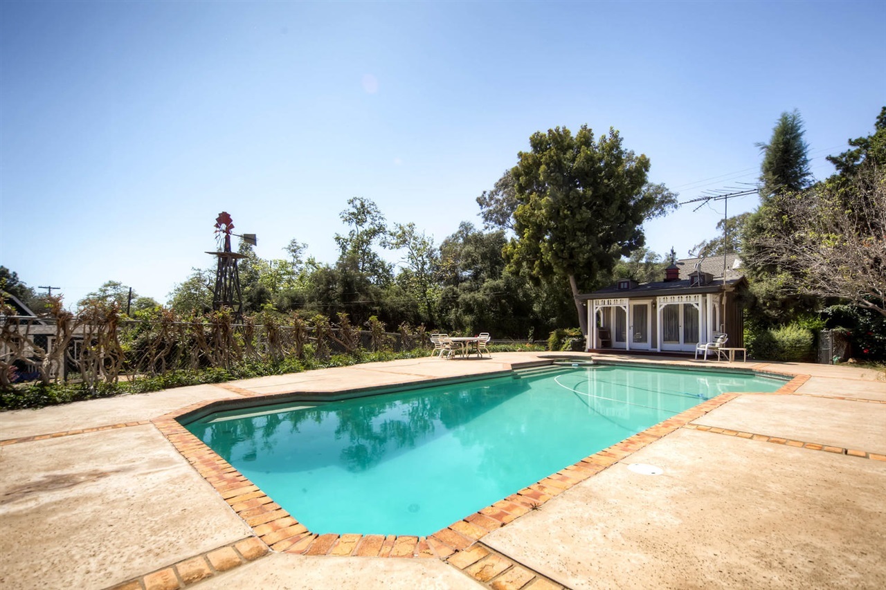 3009 Olive Hill Road Fallbrook, CA 92028 - Photo 3 of 25