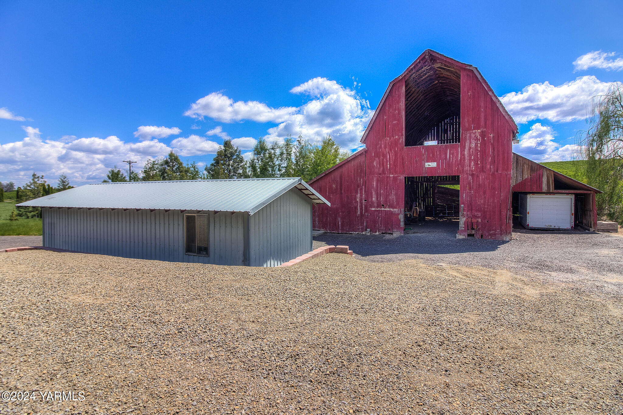 1071 Humphrey Road Tieton, WA 98947 - Photo 29 of 40 a view of a house with a yard