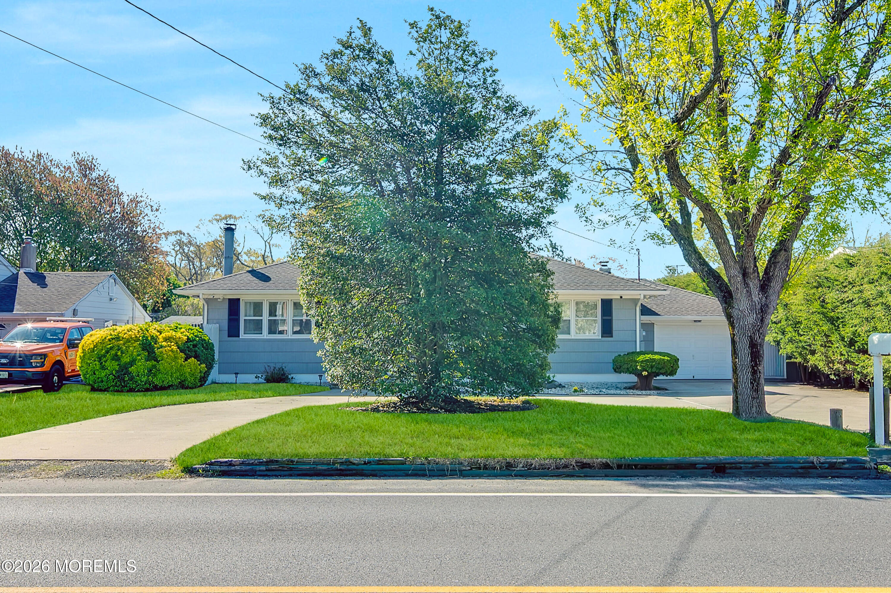 609 Adamston Road Brick, NJ 08723 - Photo 2 of 33 Front 1-2