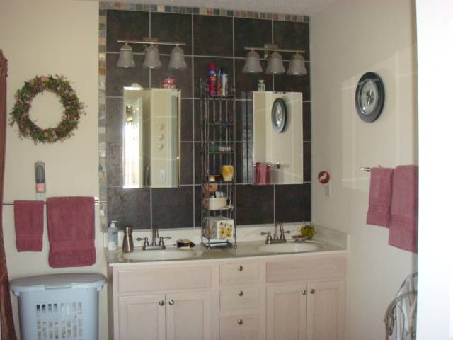 403 Flanders Court Greenville, SC 29607 - Photo 9 of 19 Gallery Image 9