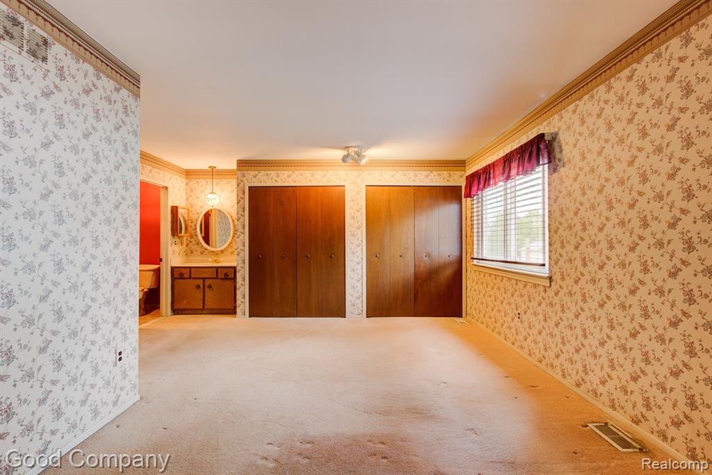 178 Manor Way Rochester Hills, MI 48309 - Photo 17 of 40