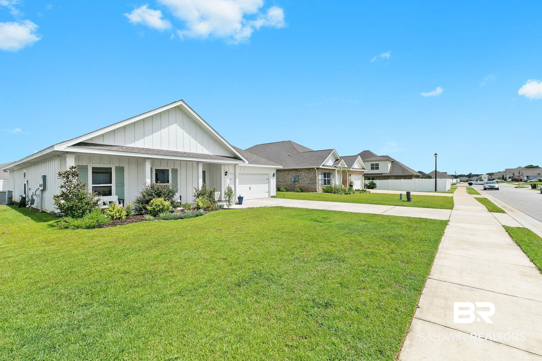 24967 Spectacular Bid Loop Daphne, AL 36526 - Photo 3 of 30 Gallery Image 3