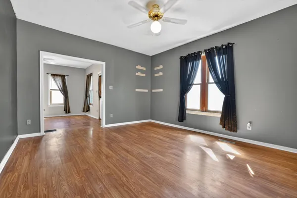 $219,900 | 640 2nd Avenue Northwest, Plainview, MN 55964