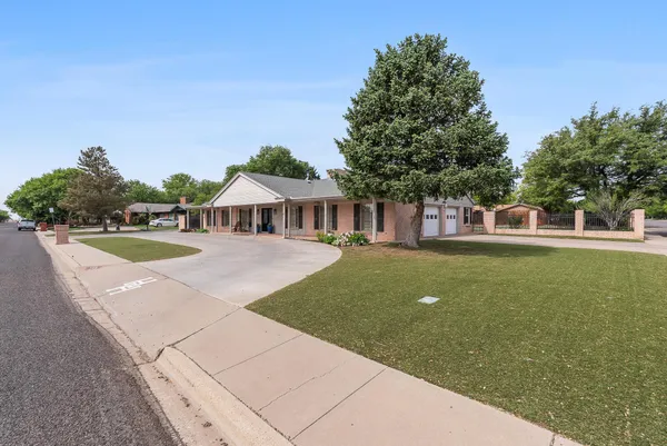 $409,000 | 149 Liveoak Street, Hereford, TX 79045