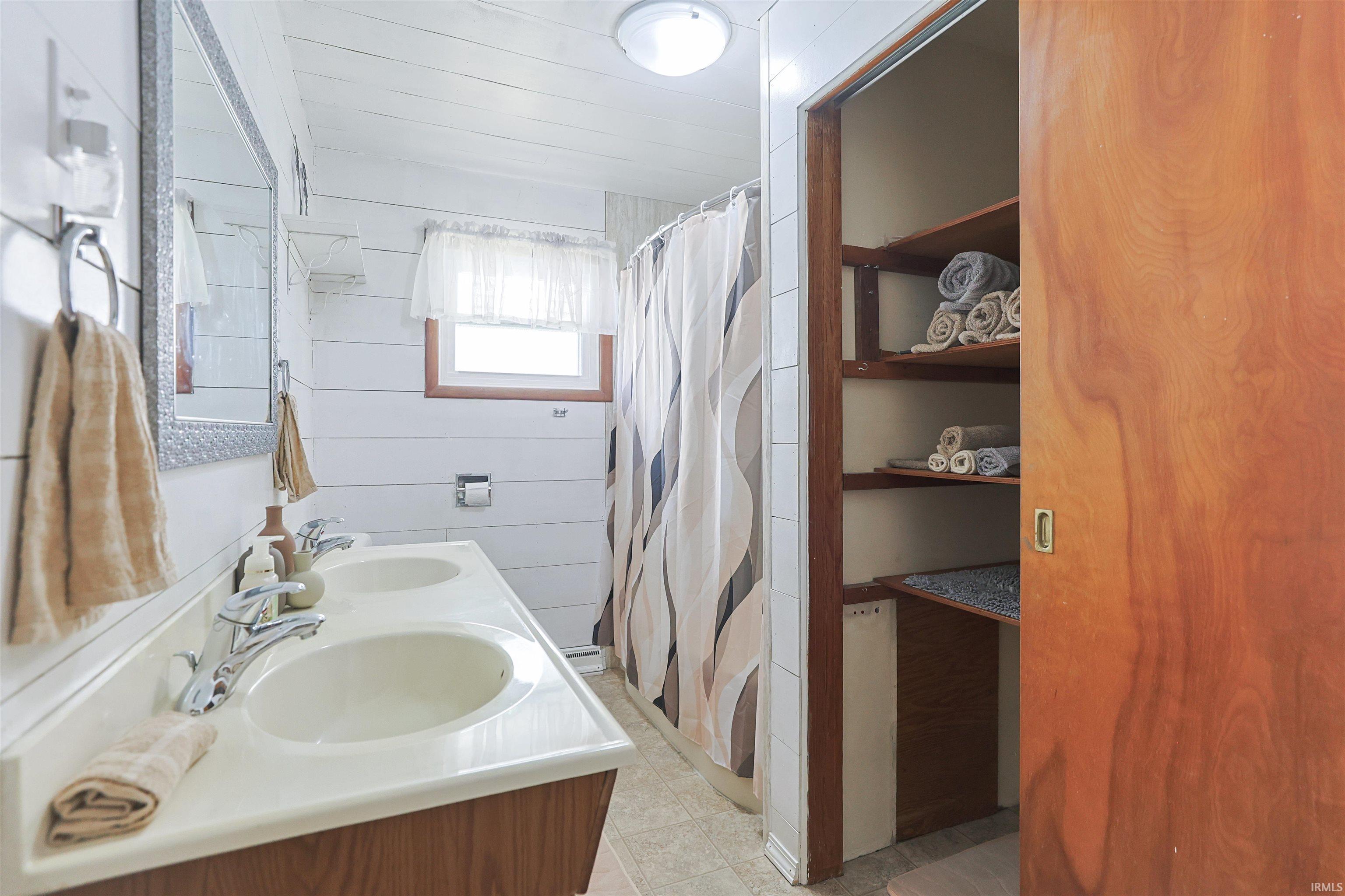 1005 Violet Road Elkhart, IN 46514 - Photo 16 of 45
