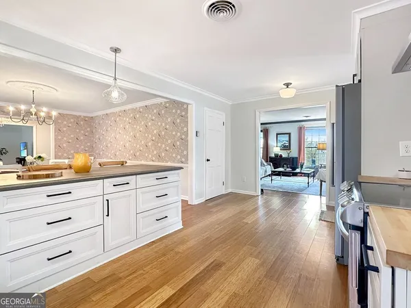 $850,000 | 130 Apple Blossom Lane, Summerville, GA 30747