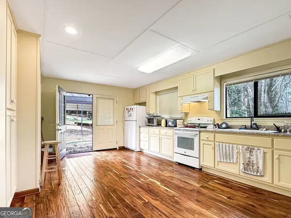 $850,000 | 130 Apple Blossom Lane, Summerville, GA 30747