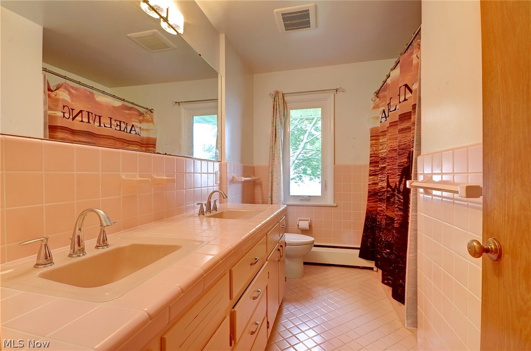 4464 East Cliff Road Port Clinton, OH 43452 - Photo 20 of 35 Gallery Image 20